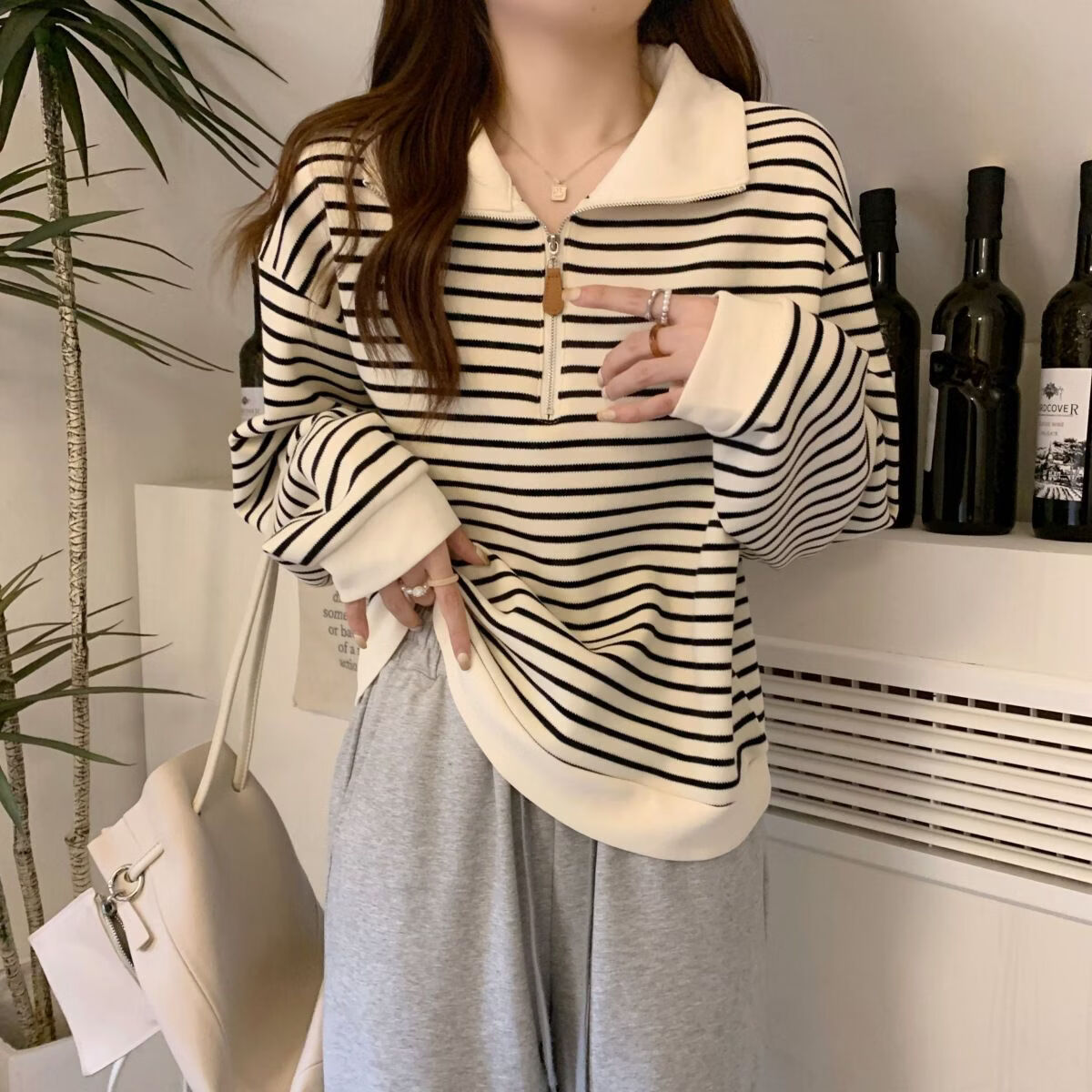 BURQAMARCH女士美式条纹Polo领正肩打底衫春秋季新款宽松半拉链大码长袖上衣 杏色 L 【建议100-120斤】