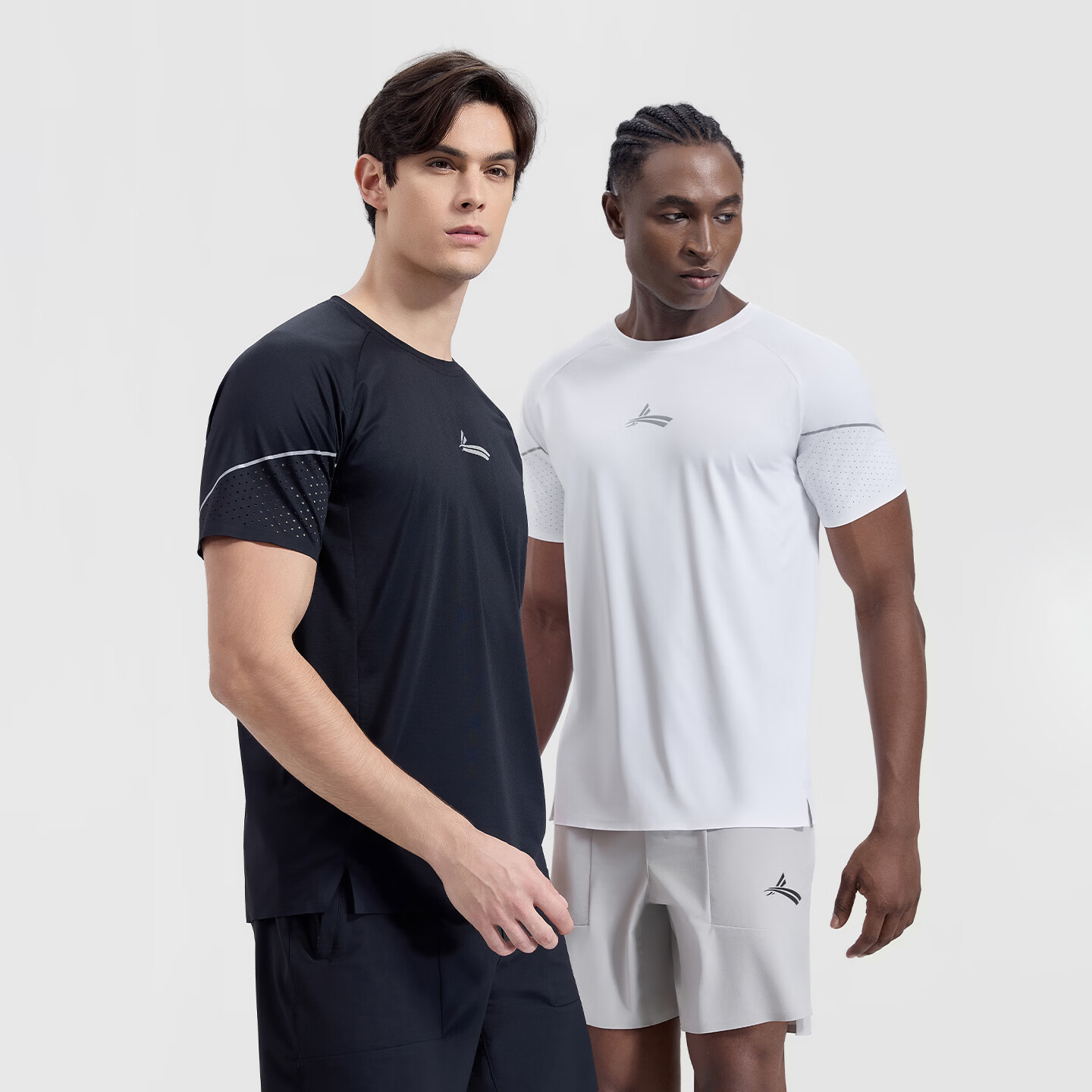 沃兰迪运动速干t恤新款夏季短袖半袖弹力吸湿排汗运动t恤男圆领跑步健身 米白 XL