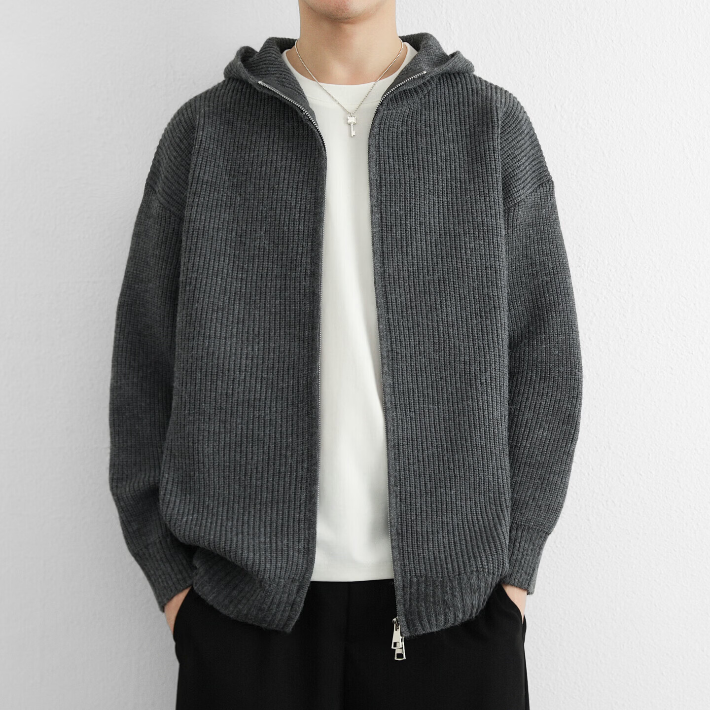 2026潮牌高档连帽针织开衫男士连帽针织开衫春夏季青年休闲宽松 深灰色 4XL 【建议体重180-200斤】