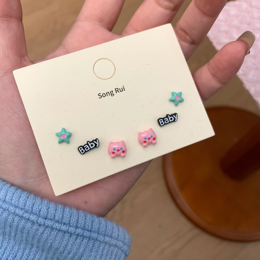 ���������ɫ�ɰ��ٴͨ������װ����С��ͯȤ��Ů�Ķ���С����Ƹж��� baby������װ