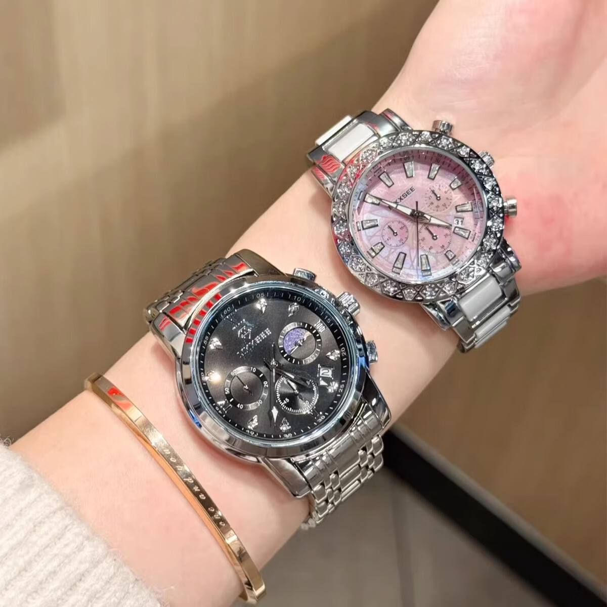 MXXSEE情人节礼物情侣手表一对2026新款正品牌男女送老婆机械风石英手表 情侣银黑+银白【礼盒包装+送手镯】