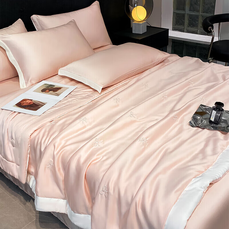 唐纳家纺冰丝印花夏凉被印花空调被夏凉被单人双人夏季薄被芯可机洗爆款 冰丝夏被-蝴蝶结-奶油粉【丝滑裸睡】 150*200cm【单夏被 裸睡】