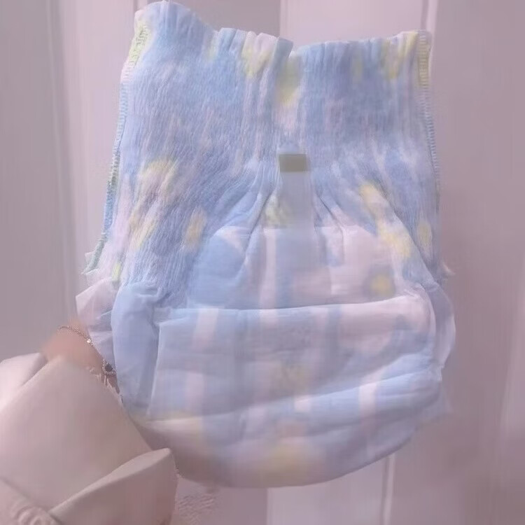 布本布小彩蜂纸尿裤拉拉裤满版印花时尚裤极薄柔软透气干爽一夜一片正品 小彩蜂拉拉裤XXXXL码36片 两包