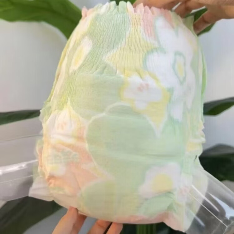 布本布小彩蜂纸尿裤拉拉裤满版印花时尚裤极薄柔软透气干爽一夜一片正品 小彩蜂拉拉裤XXXXL码36片 两包
