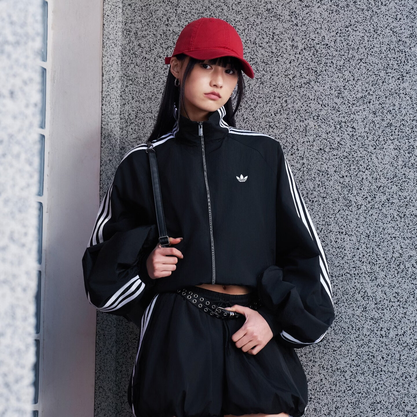 阿迪达斯（adidas）三叶草外套女 2026夏季新款漏斗领运动宽松休闲早春薄梭织夹克 KY5045 M