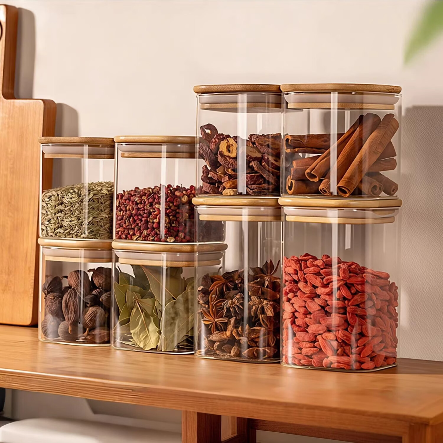 吱凡日本香料收纳盒厨房神器家用食品级花椒大料佐料干货调料盒密封罐 【家庭4件套】400ml-2个装+600ml-2个装 【高硼硅玻璃】【密封升级丨调料不潮】