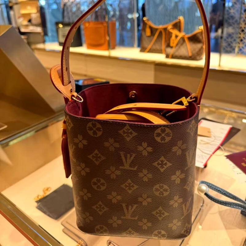 LV女包163变码芯片版原标L ALL inBB水桶包 V2025新款单肩斜挎包 L+V老花+礼盒+小票 16*12*18