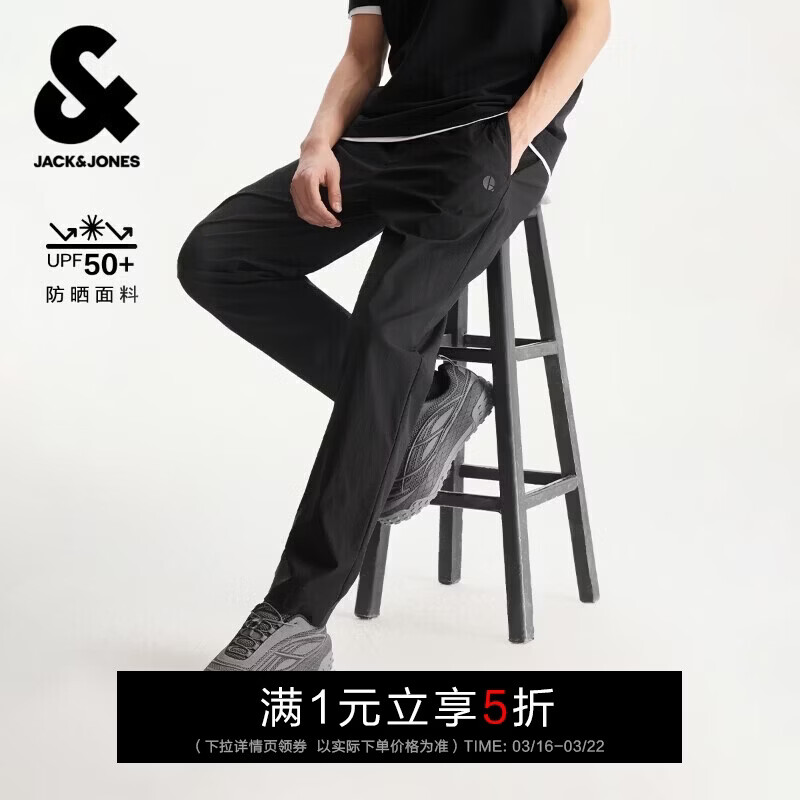 �ܿˡ���˹ �������г��� 226114046 ��Լ���ʳ���� 155.8Ԫ