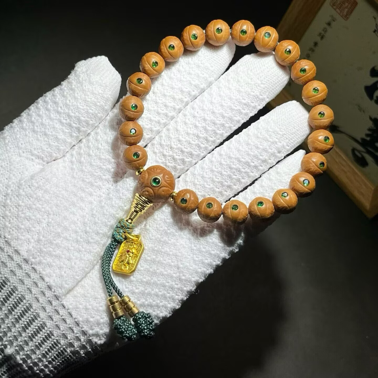 猴头精雕凤眼·小绿手串手链精挑猴头菩提雕刻而成0.9+mm/22+1颗