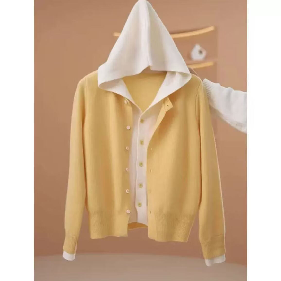 新款设计感连帽假两件针织衫女春季大码洋气毛衣开衫显瘦长袖上衣 黄色 S 【建议75-95斤】
