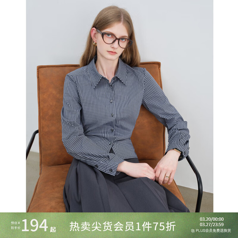 自巧小个子MIU系知识分子风正肩格纹衬衫女秋装新款气质衬衣 蓝白细格 S （尺码：3）