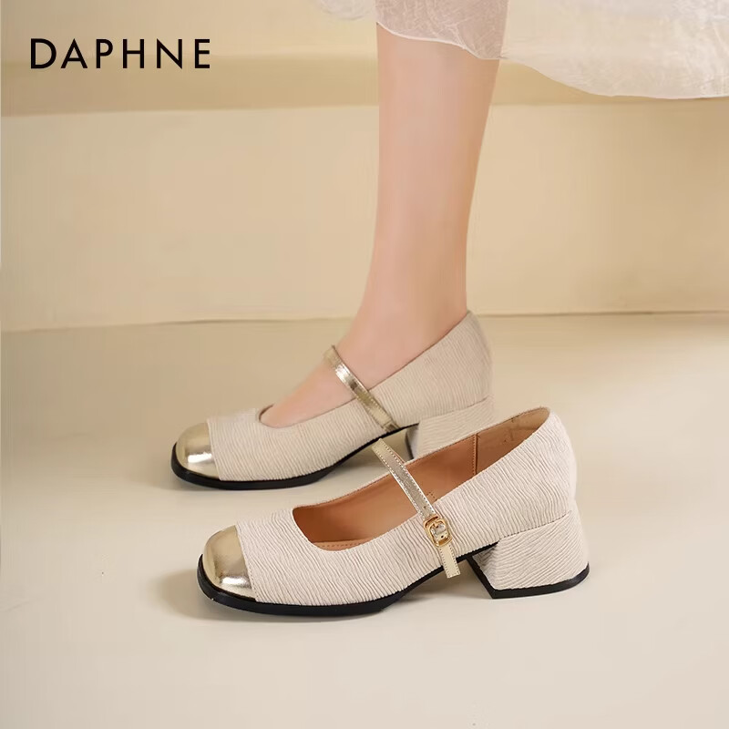 达芙妮浅口单鞋女2026新款春季粗跟小香风高跟鞋法式玛丽珍女鞋ZJ 米白色 37 京东折扣/优惠券