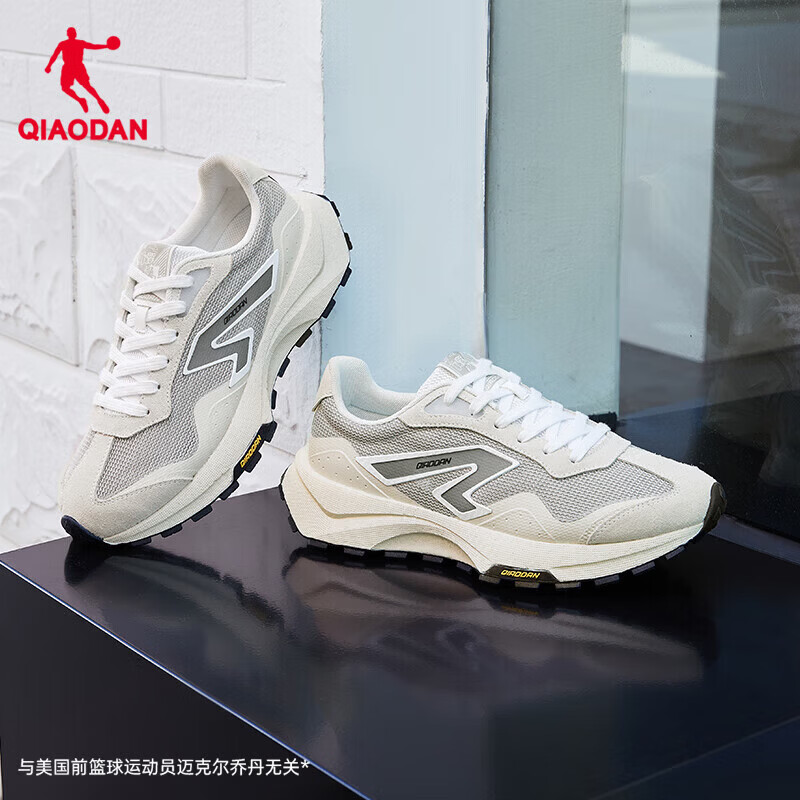 乔丹（QIAODAN）【99元福利特惠】男鞋休闲鞋网面透气夏季厚底复古户外运动鞋 云雾灰/古瓷白 【2407】 42