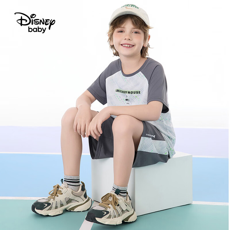 迪士尼（Disney）童装男女童运动套装夏季新款男女童短袖短裤两件套 渐变网球服 灰底几何 130 高125-135cm重50-60斤