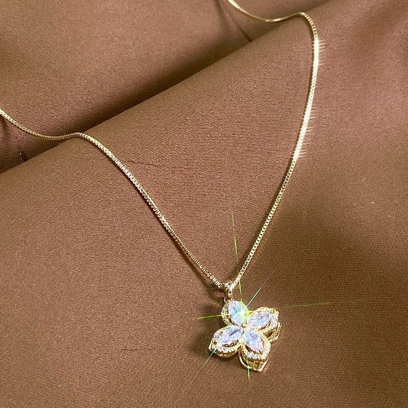 【爆款】2026新款爆款网红新款旋转式四瓣花吊坠项链女温柔仙气 旋转四叶草项链【送精美礼盒】