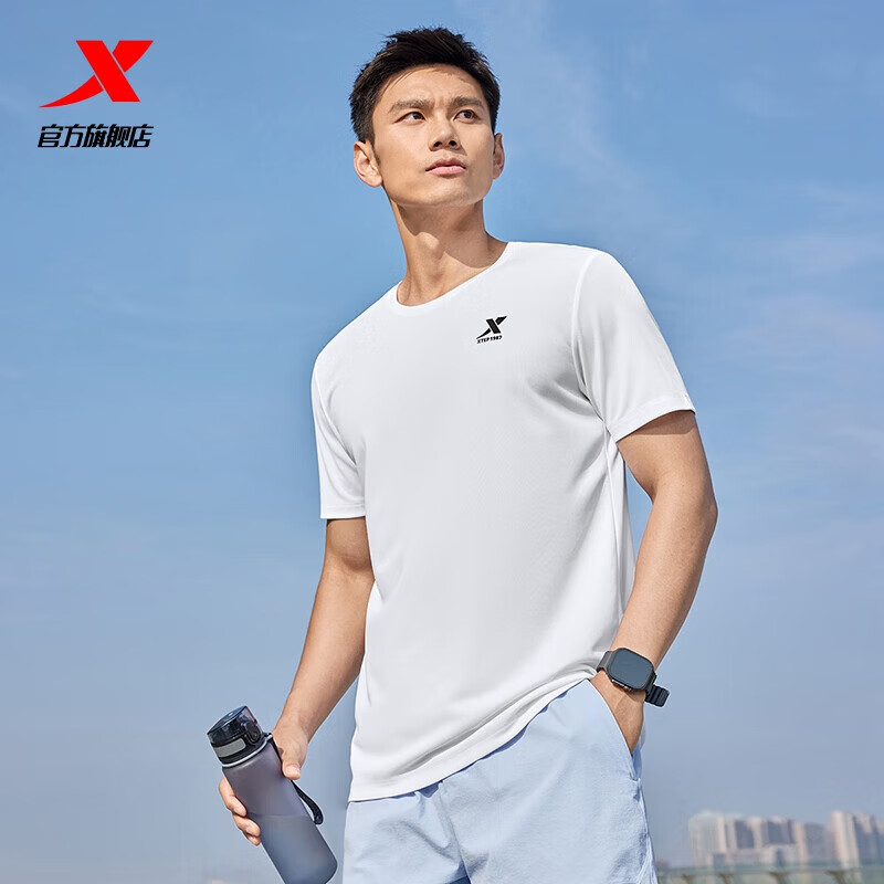 �ز� XTEP �п��˶�����T�� 25Ԫ���ʣ���յ���