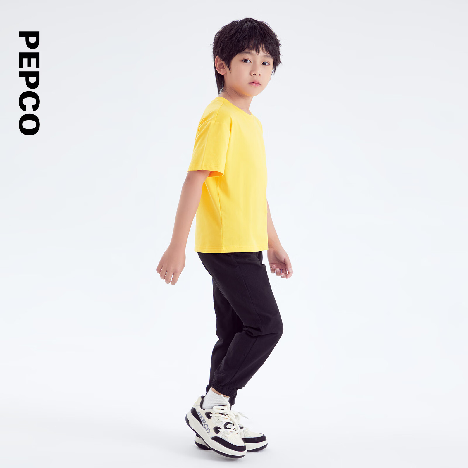 小猪班纳（PEPCO）童装2026夏季新款儿童短袖T恤中大童男童上衣女童男孩多色亲子装 水泥灰 100