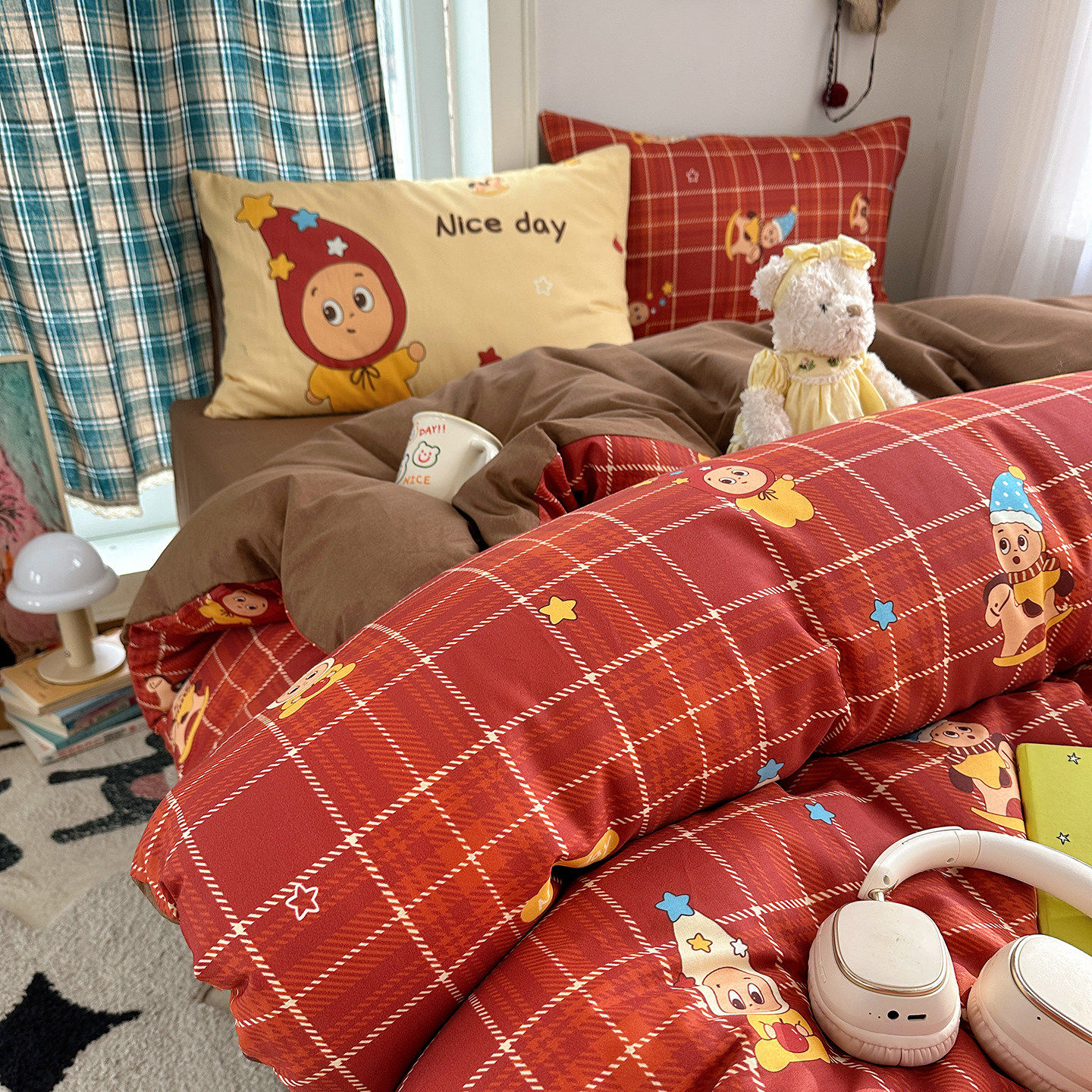 猫人（MiiOW）卡通纯棉床上四件套100全棉被套床单人儿童宿舍三件套四季通用 红格幸运星【亲肤透气丨柔软舒适】 1.8m 床单款 四件套-200*230cm被套