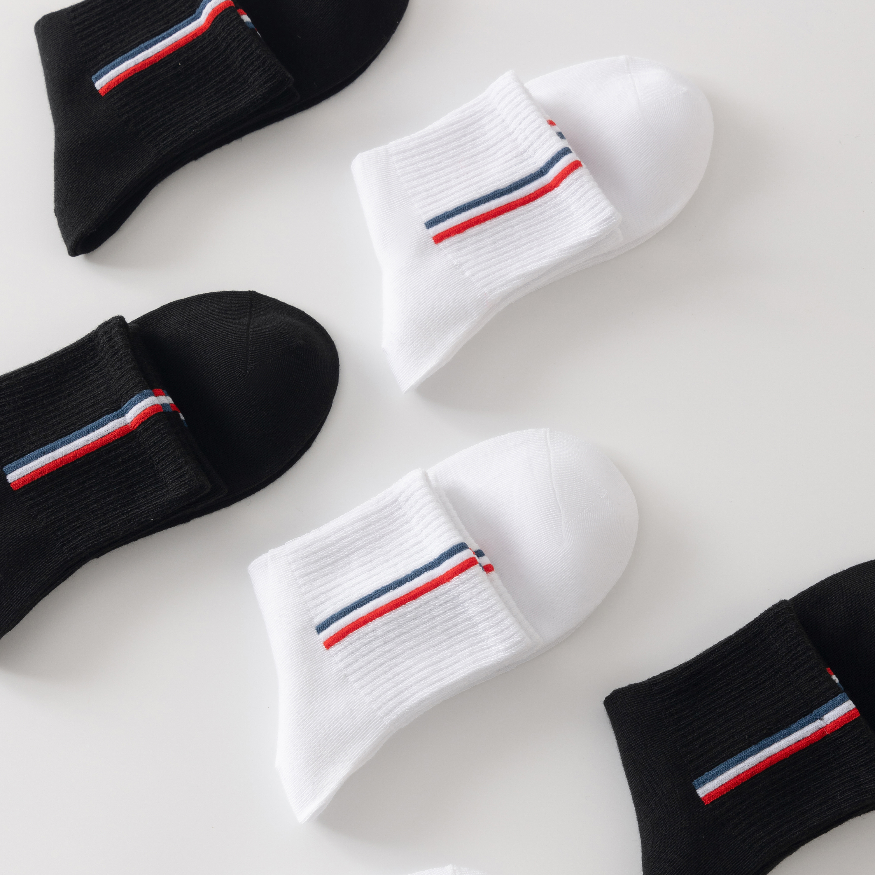 帕兰朵袜子男士夏季薄款抗菌防臭中筒运动袜吸汗透气休闲通勤短袜6双装 颜色随机彩虹条【4双】 均码