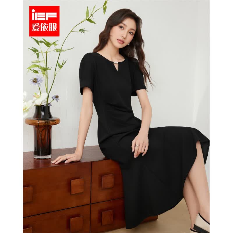 IEF/爱依服2026夏季新款韩系成熟知性优雅法式时尚连衣长裙 黑 S