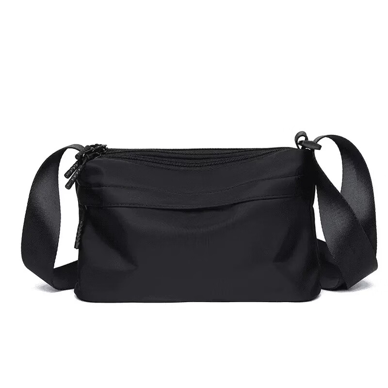 【专柜高奢】新款斜挎包包通勤邮差包男款挎包百搭男士单肩包大容 黑色