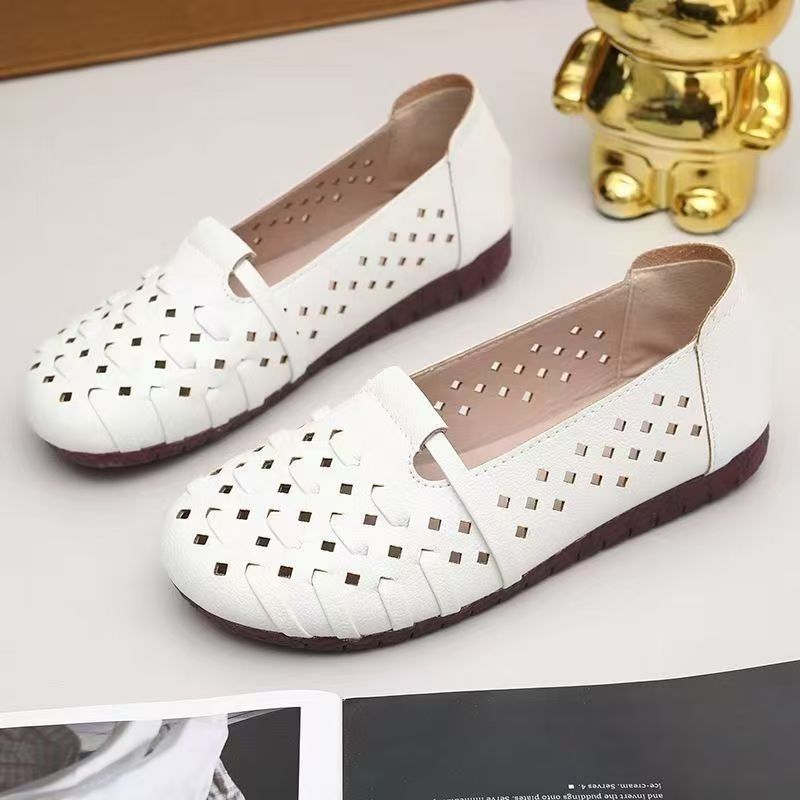 2026夏季新款软底软面百搭休闲平底豆豆鞋女透气镂空女士凉鞋t 白色 37