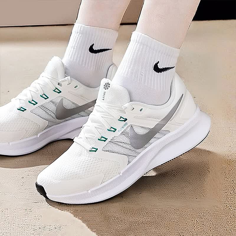 耐克（NIKE）女鞋 2026新款夏季运动鞋RUN SWIFT 3健身训练缓震耐磨透气跑步鞋 白绿薄荷-112 38 240