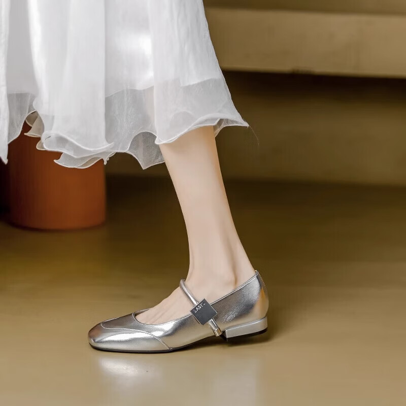 裴客银色配裙子玛丽珍单鞋女2024夏新款法式仙女晚晚风浅口复古小皮鞋 酒红升级版 38