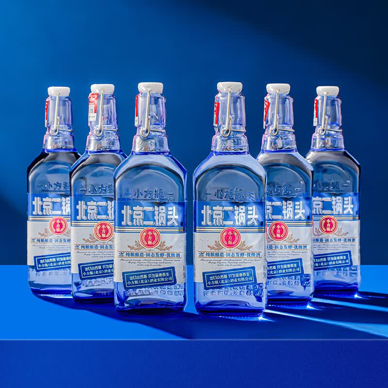 出口小方瓶北京二锅头 42度 蓝方 清香型白酒 500ml*6 礼盒装 纯粮酿造 口粮 42%vol 500mL 6瓶 蓝方 6瓶 礼盒装
