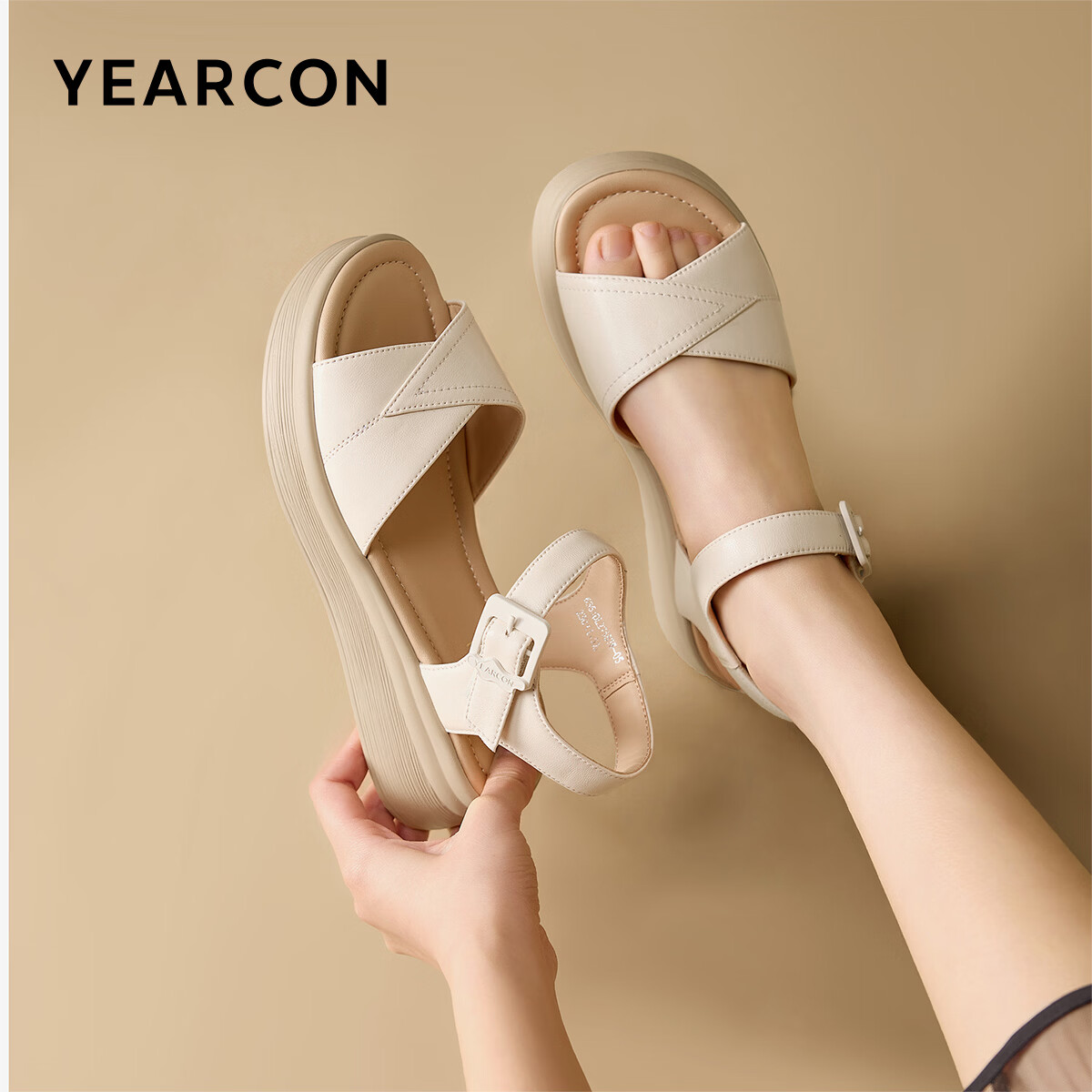 意尔康增高小香风女士凉鞋 139.9元 - 线报酷