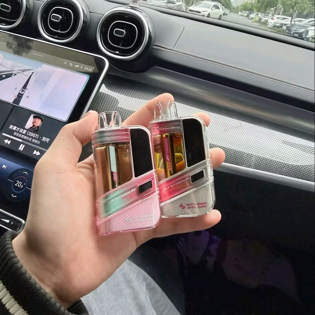 正品 冰熊2w 冰块模具家用硅胶冰格制冰模 冰熊冻冰块模具 冰熊2w 冰熊传奇 多味可选咨询下单 5.5