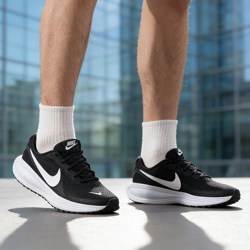 耐克（NIKE）男鞋2026新款夏季运动鞋REVOLUTION 8健身训练缓震耐磨透气跑步鞋 黑白-003/建议拍大半码 39 鞋内长24.5cm