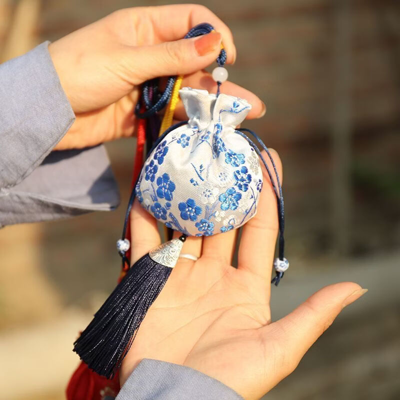 中草药驱蚊香包灭蚊子香囊家用卧室防蚊手环防蚊虫驱蚊摆件香薰包 【中药驱蚊+精美刺绣】 【驱蚊香包-5个】