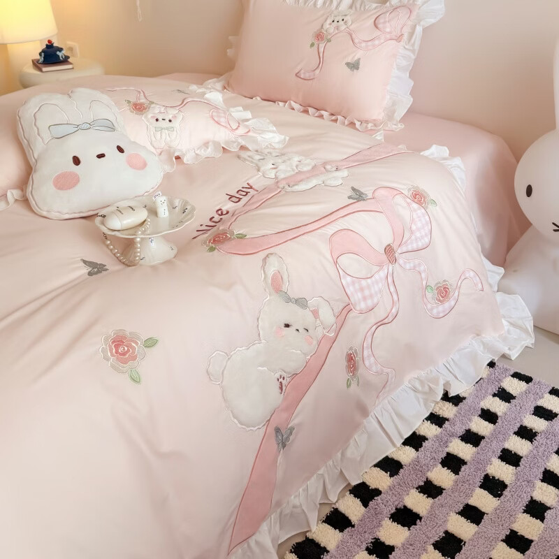 ROLAND LIVE奶萌兔子全棉水洗棉四件套卡通可爱软糯纯棉被套床单床上用品 WL 全棉水洗棉套件-棉趴趴兔【送同款抱枕】 1.2米床 床单款 【被套150*200cm】
