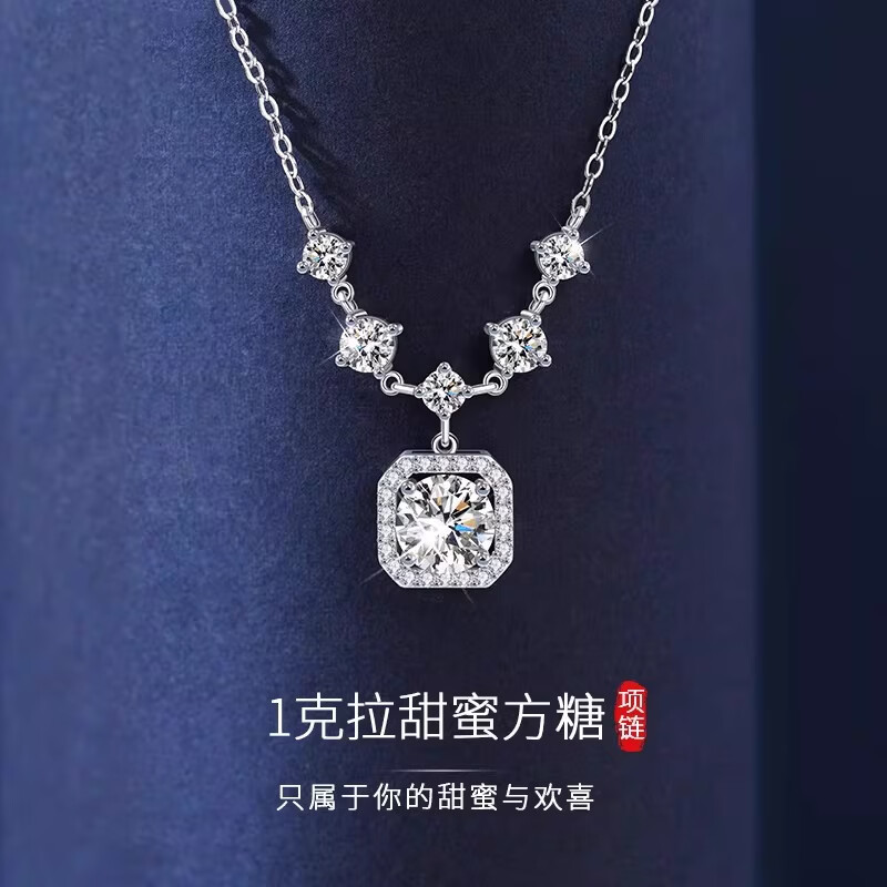 戴银坊小方糖纯银项链女款2026新款轻奢高级感吊坠生日送女生母亲节礼物 小方糖项链+证书+玫瑰花礼盒