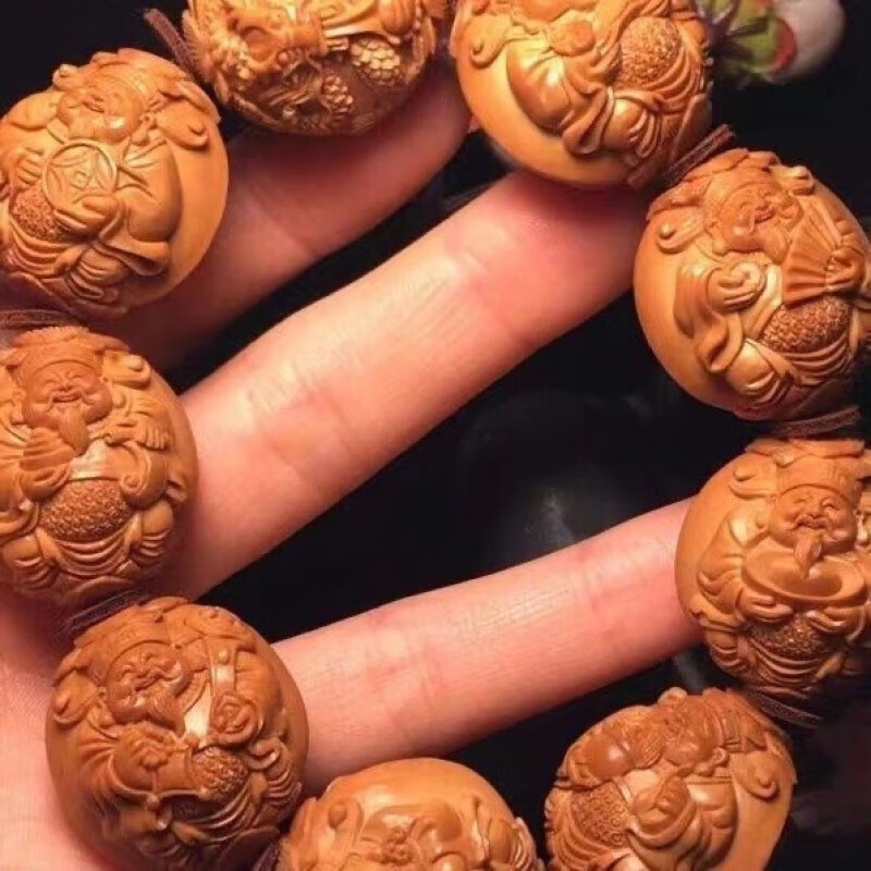 美芙仁橄榄核九龙财神浮雕2.