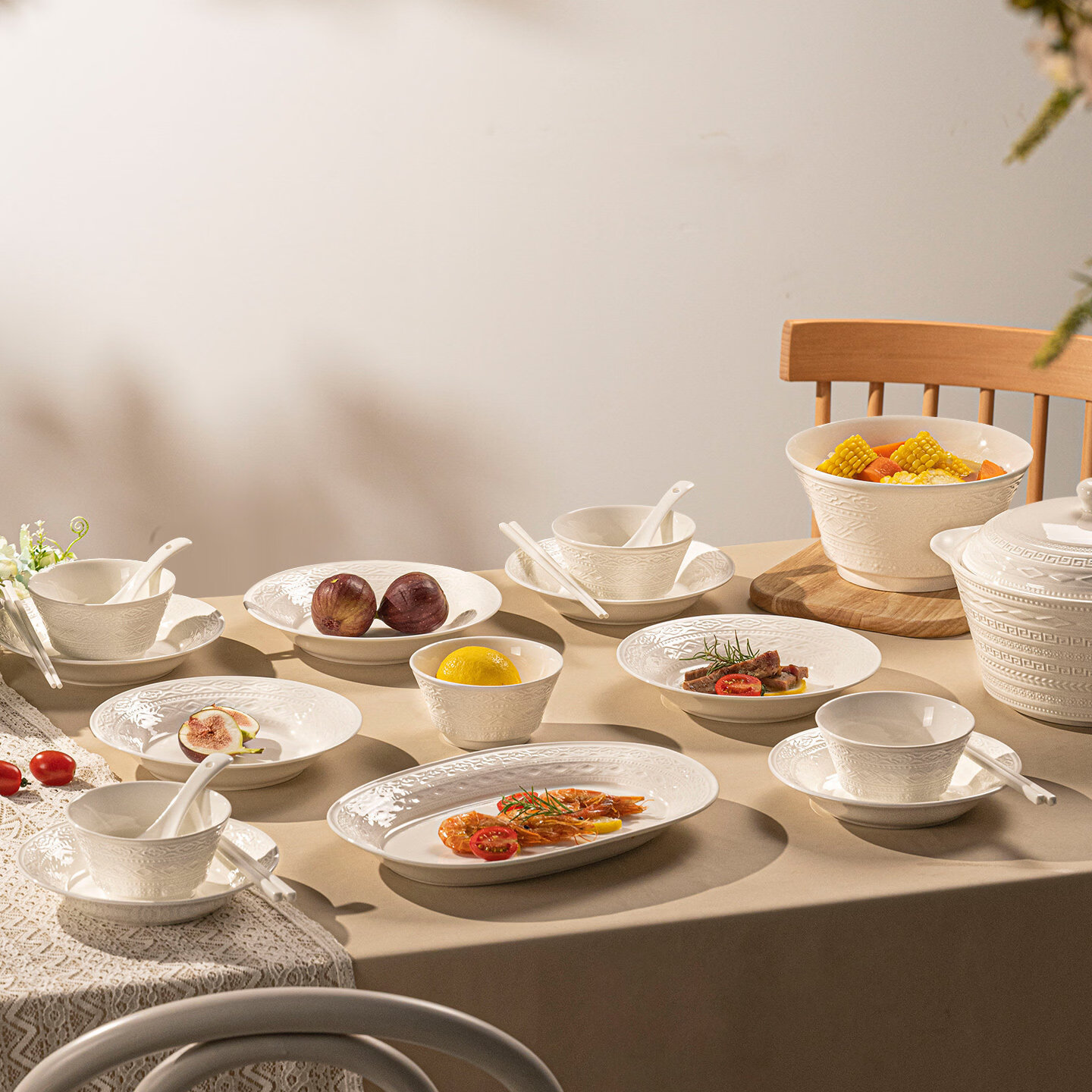 咏幻碗碟套装家用陶瓷餐具景德镇简约碗具釉下彩纯白碗盘碗筷盘子乔迁 美满吉祥6人食32件套[汤碗配置][礼盒包装]