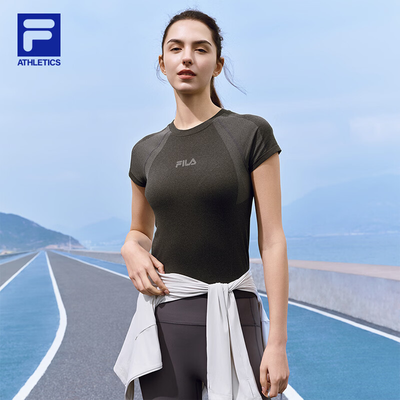 FILA斐乐女士短袖衫2026夏季新款亲肤舒适一体织修身T恤运动上衣 正黑色-BK XL 175/92A/XL