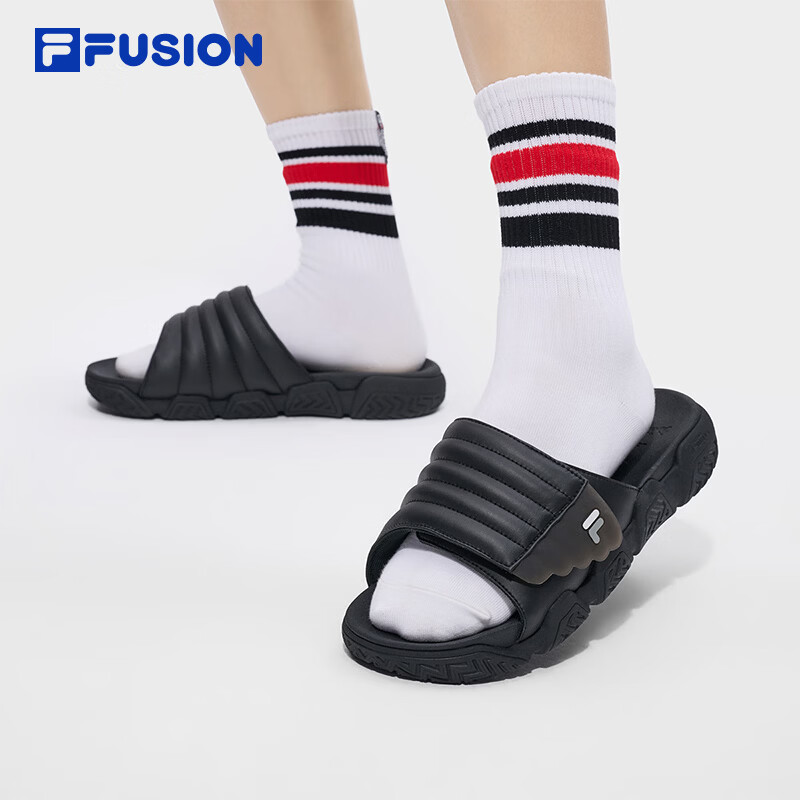 FILA FUSION 斐乐运动拖鞋魔术贴男鞋2026夏季新款情侣户外鞋子 黑/明亮白-BB 42