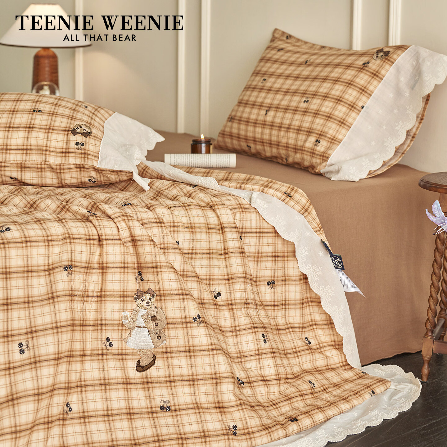 Teenie Weenie小熊新款A类全棉双层纱夏凉被法式花边纯棉空调夏被子单人双人被 花边款-焦糖樱桃 【A类亲肤+全棉双层纱】 单件夏被：150x200cm