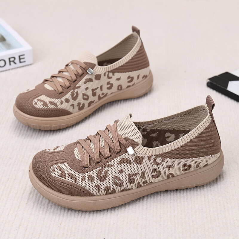 福虹辰2026新款德训春季款软底透气休闲女鞋