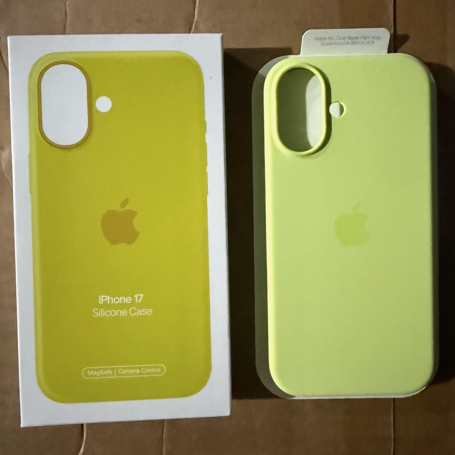 iPhone 17液态硅胶保护壳 磁吸动画按键款（现货速发） 霓虹黄色 17