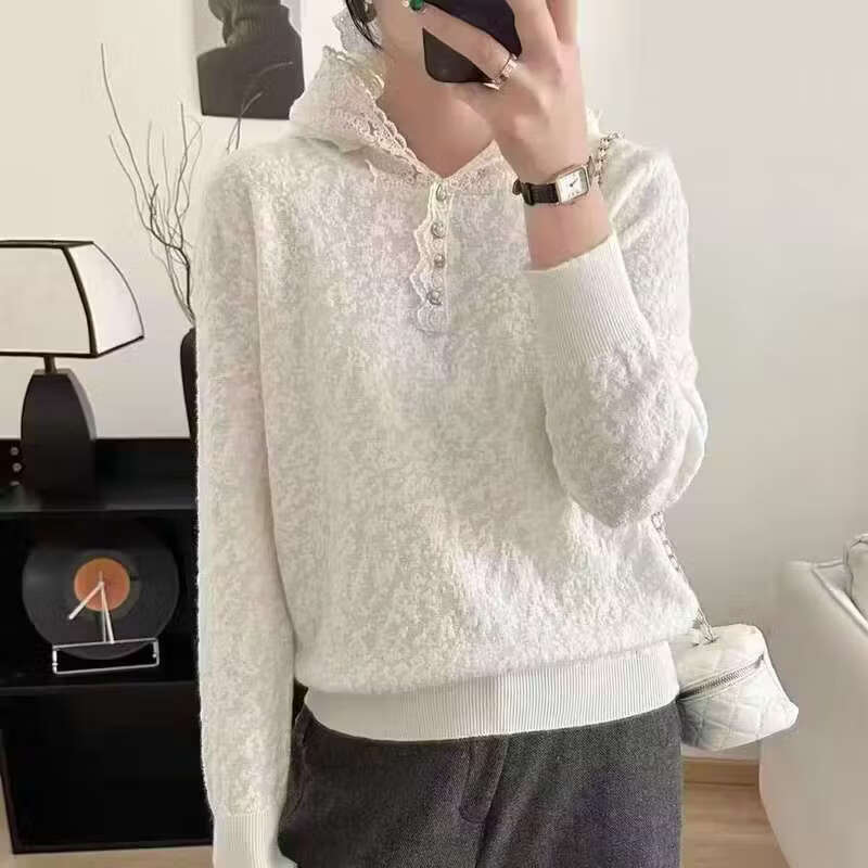 【轻奢品质】早春法式连帽蕾丝雕花长袖针织衫女韩版内搭显瘦打底 米色【优质版】 M (建议90-120斤)