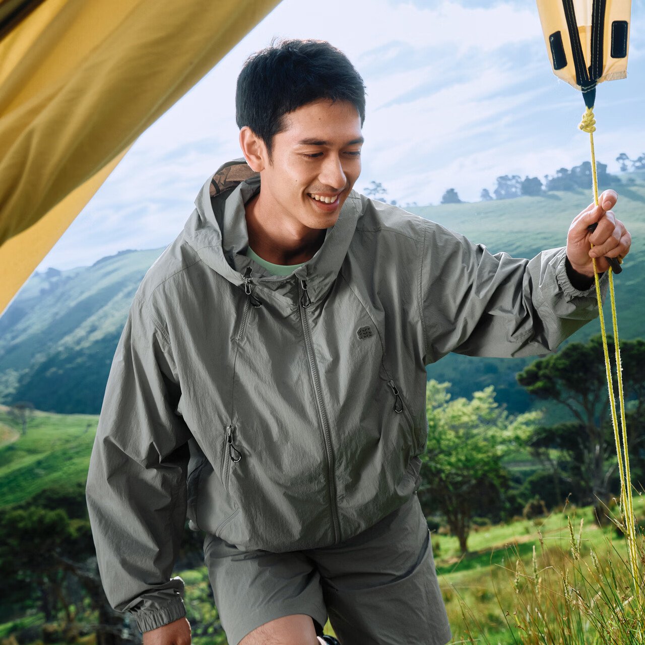 KOLON SPORT/可隆COMPACT露营防风夹克 刘诗诗同款 男女同款户外防泼水防晒衣 LUJK6MT652-LC 浅炭灰 XL 180/100A