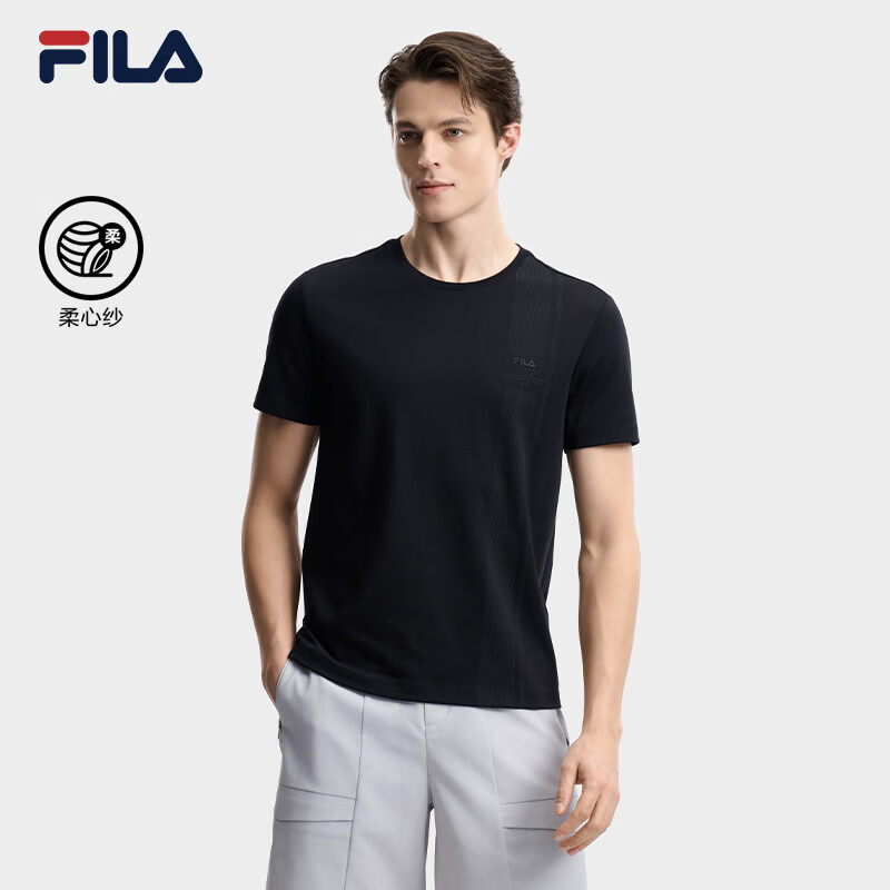 FILA 斐乐官方男子针织短袖衫2026夏新款基础休闲上衣简约通勤T恤 正黑色-BK XL 180/100A/XL