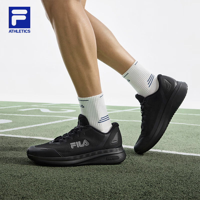 斐乐（FILA）男鞋柔云4舒适路跑鞋2026夏新款黑色运动鞋子回弹网面休闲鞋 黑-BA 42