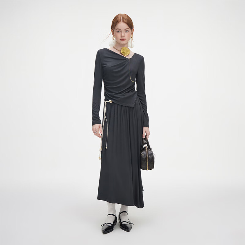 范思蓝恩秋季设计感针织T恤半身裙时尚套装女秋装新款慵懒高腰半身裙女 深灰色（上衣） M