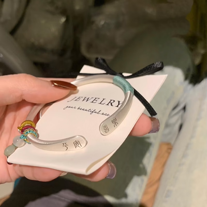 潮宏基（CHJ JEWELLERY）银手镯女9999覆古实心足银镯子开口手环时尚百搭送女友闺蜜礼物 平安喜乐开口绿绳+蝴蝶结吊坠