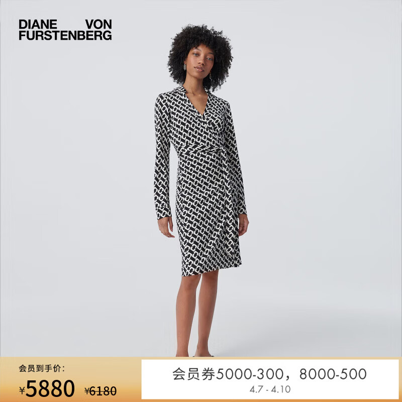Diane von Furstenberg[100%真丝 品牌经典]DVF黑白锁链V领短款裹身连衣裙MR39E00 CLMDB黑白锁链图案 XS / 2