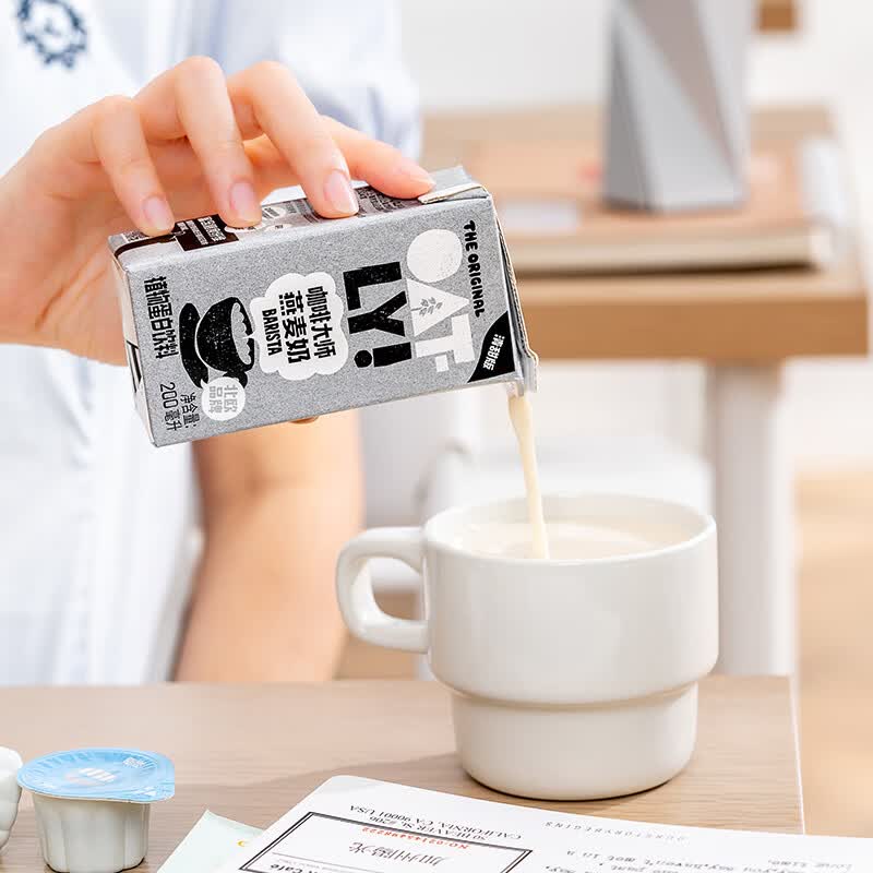 OATLY新品特浓抹茶燕麦奶&白桃风味奶 【咖啡大师】200ml*6